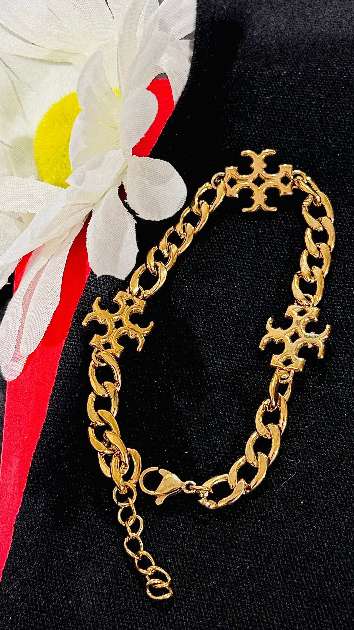 non tarnished bracelet