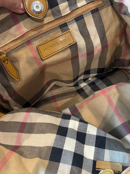 Burberry Salisbury Leather Bag