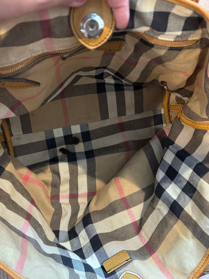 Burberry Salisbury Leather Bag