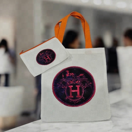 0003 tote & pouch