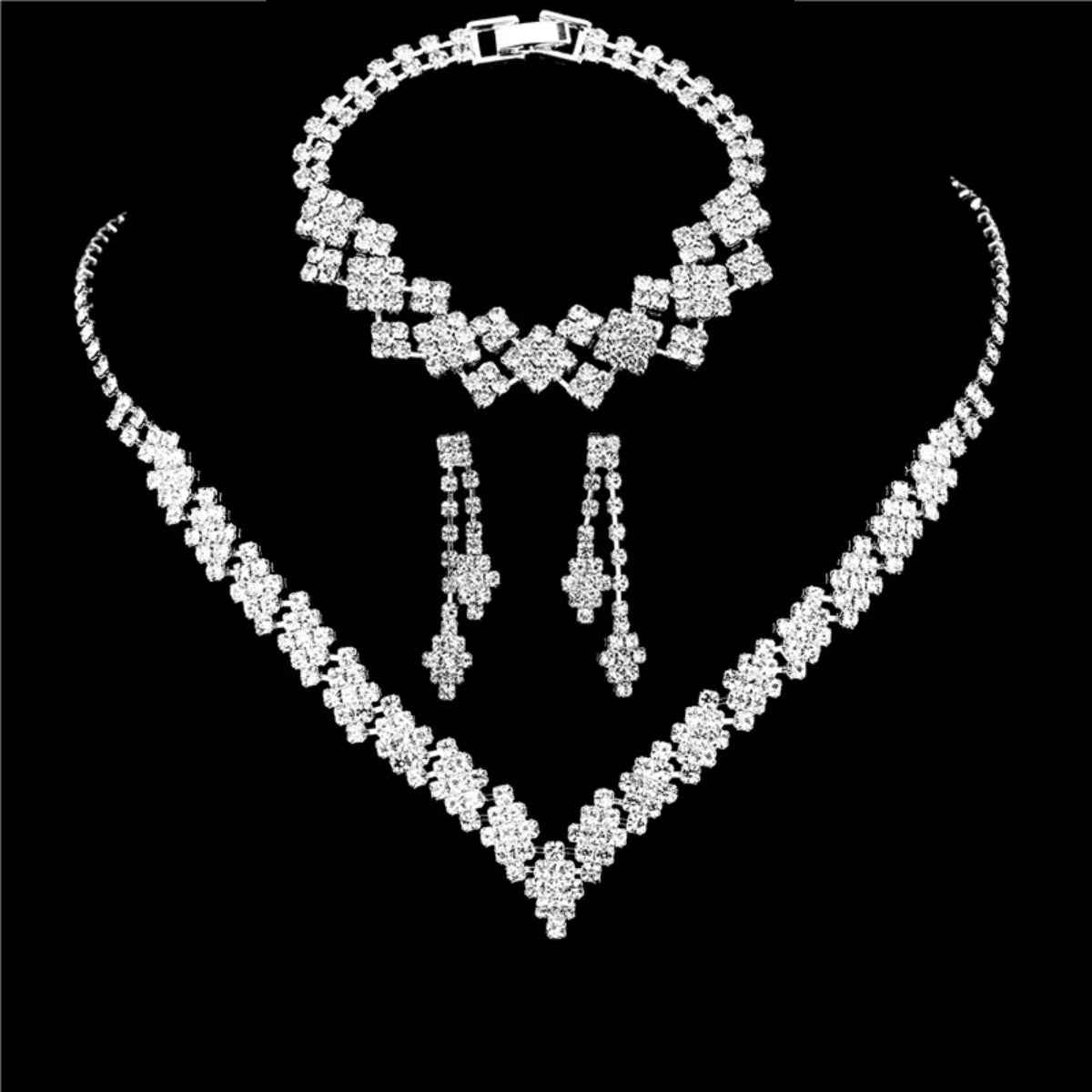 Advanced and versatile necklace, earring, bracelet, and jewelry set suitable for wedding, banquet, and party accessories